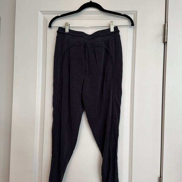 Free People Movement Joggers in Grey Size Small - Picture 6 of 6